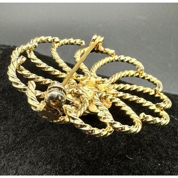 Vintage Jewelry Gold Tone Round Twist Flower Rose Faux Pear Rose Brooch Pin - Picture 3 of 6